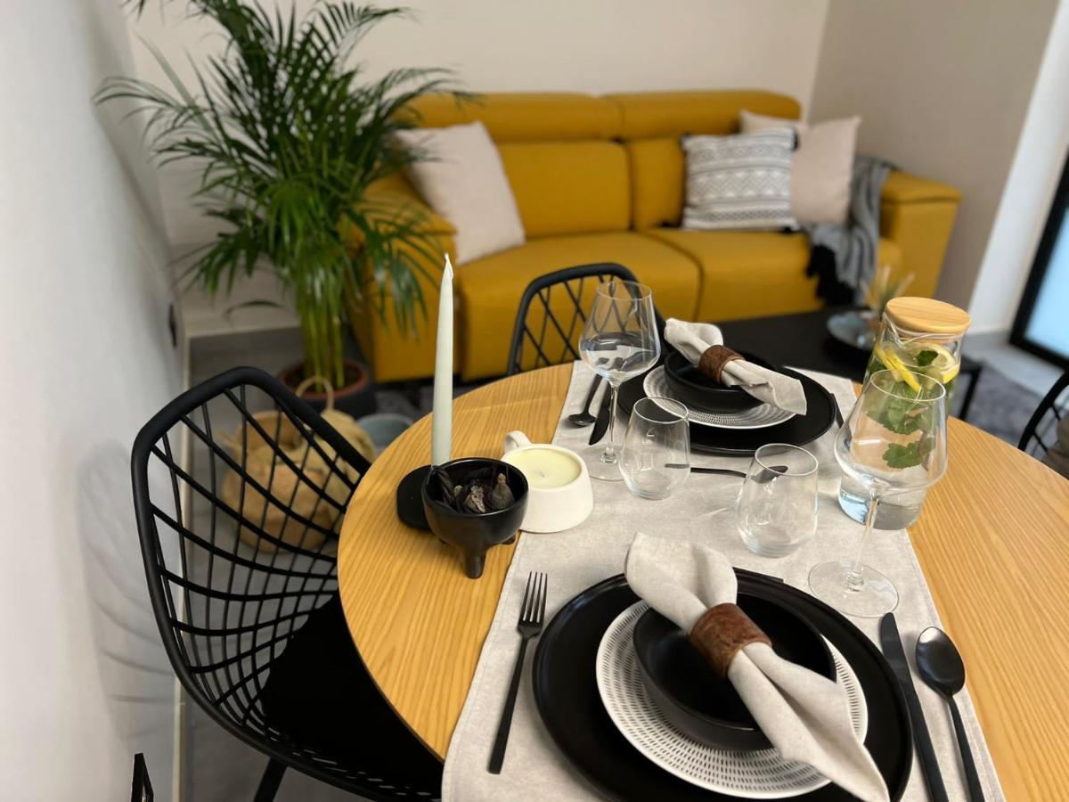 Nordik Apartment บาเลนเซีย ภายนอก รูปภาพ